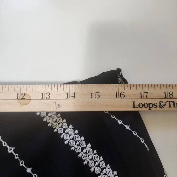 WHBM Skirt Womens 10 Black Embroidered Floral Stripped corpcore classic office - Picture 5 of 6